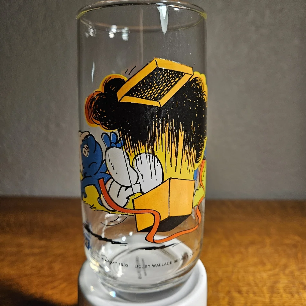 Jokey Smurf Glass 1982